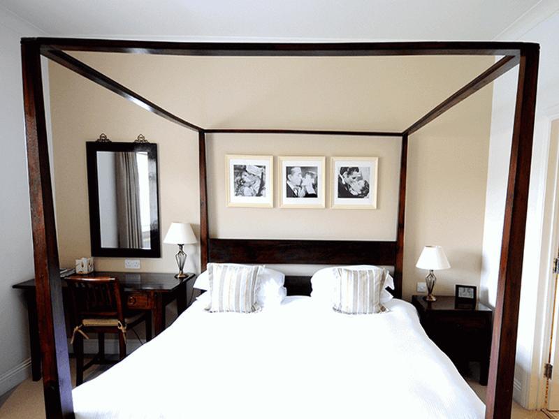 Asperion Hillside Hotel กิลด์ฟอร์ด ภายนอก รูปภาพ